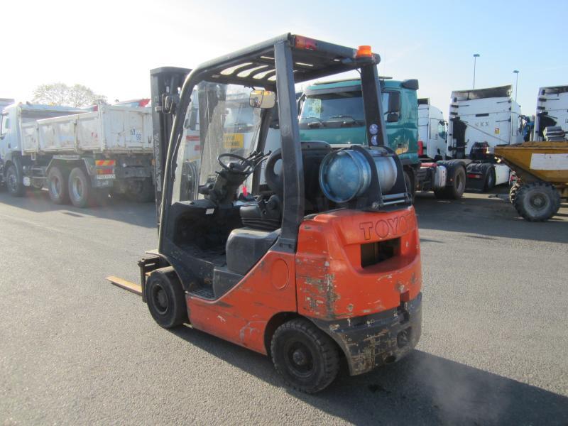 Treibgasstapler Toyota 02-8FGF18