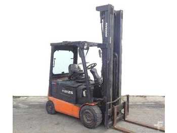 Dieselstapler [div] DOOSAN B 25 X-5: das Bild 1