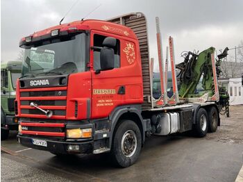 Rückewagen, LKW Scania R 144  Holztransporter mit kran loglift 165 zt: das Bild 1