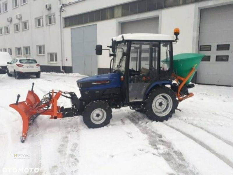 Kommunaltraktor Farmtrac Farmtrac 22 22PS Winterdienst Traktor Schneeschild Streuer NEU: das Bild 2