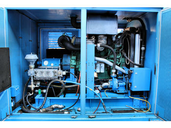 Saug-/ Spülfahrzeug Hochdruck WOMA 400 Z P30 HD-Container: das Bild 1