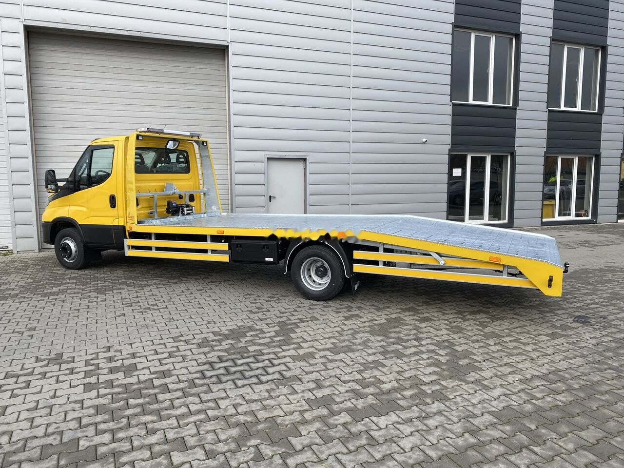 Abschleppwagen IVECO IVECO DAILY 70C18 laweta Hi-Matic: das Bild 4