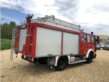 Feuerwehrfahrzeug MERCEDES-BENZ 1220: das Bild 1