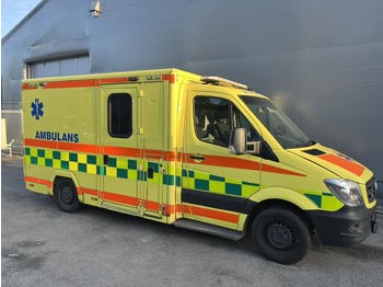 Krankenwagen MERCEDES-BENZ Sprinter 319 BlueTEC boxambulance / Krankenwagen - RESERVERAD: das Bild 1