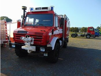 Feuerwehrfahrzeug MERCEDES-BENZ VATROGASNI UNIMOG U-4000 DUPLA KABINA 6 SJEDALA: das Bild 1