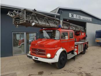Feuerwehrfahrzeug Mercedes Benz 1519 4X2 ladders 31m: das Bild 1