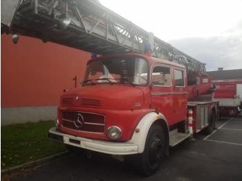 Feuerwehrfahrzeug Mercedes Benz 1519 4X2 (magirus dreheleiter): das Bild 1