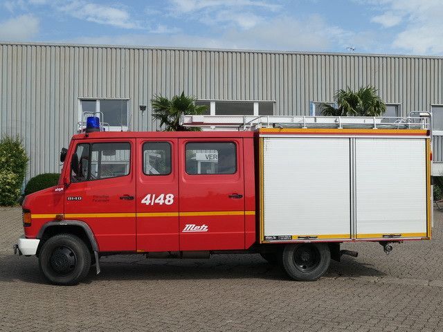 Feuerwehrfahrzeug Mercedes-Benz 814 D/Feuerwehr/Metz/Wassertank/Pumpe: das Bild 5