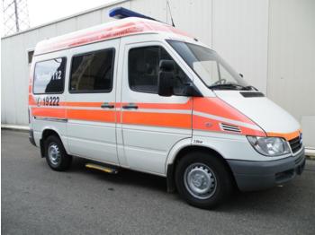 Krankenwagen Mercedes-Benz Sprinter 211cdi Rettungswagen Ambulance Klima: das Bild 1