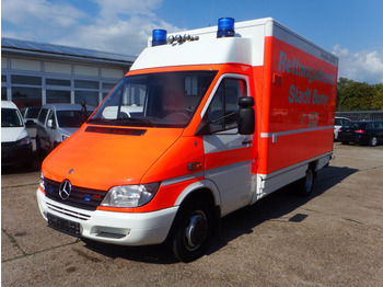 Krankenwagen Mercedes-Benz Sprinter 413 CDI - Krankenwagen: das Bild 1
