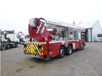 Feuerwehrfahrzeug Mercedes Econic 6x2 RHD Magirus ALP325 fire truck: das Bild 3