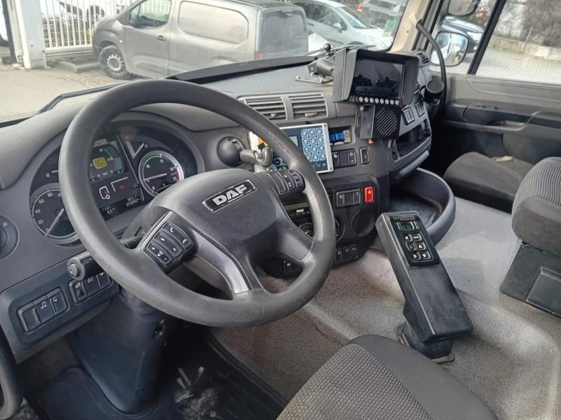 Müllwagen DAF CF 370