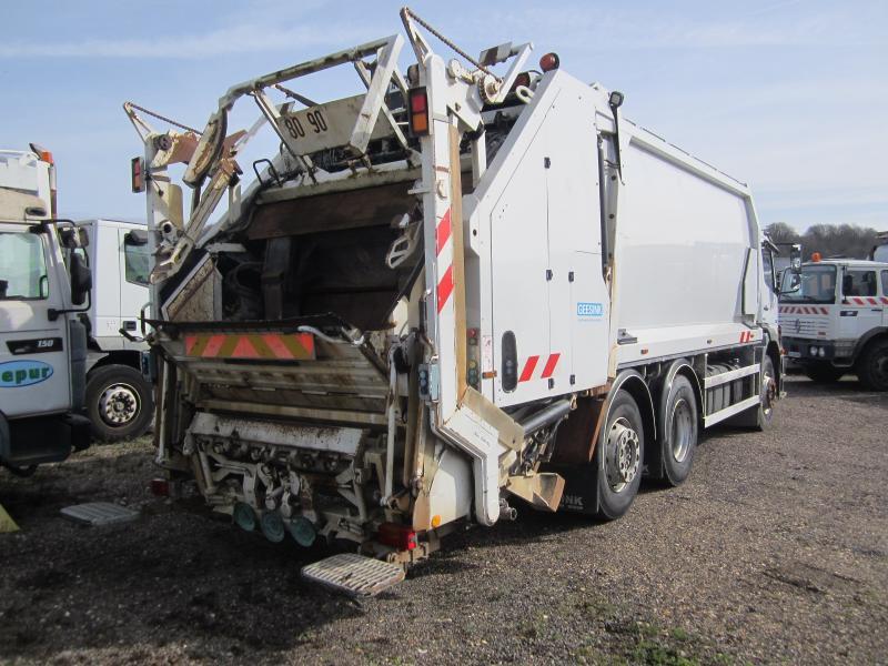 Müllwagen Mercedes Axor 2533