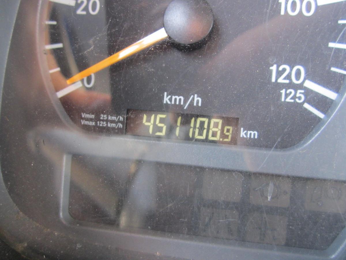 Müllwagen Mercedes Axor 2533