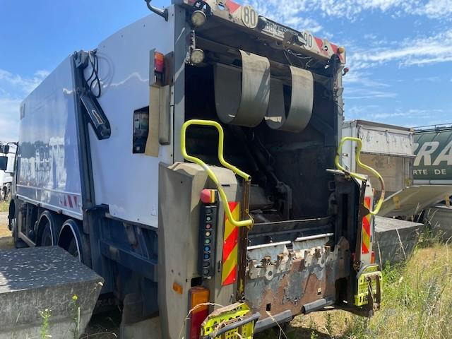 Müllwagen Volvo FE 320