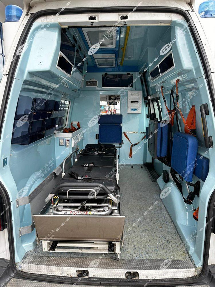 Krankenwagen ORION - ID 3449 Volkswagen Transporter 5 (4x4): das Bild 5