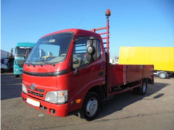 Abschleppwagen Toyota Dyna 150 D4D: das Bild 1