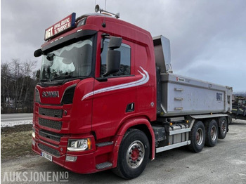 Kipper 2019 Scania R580 8x4 tridem med navreduskjon: das Bild 1