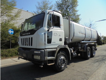 Tankwagen ASTRA 6440 6X4: das Bild 1