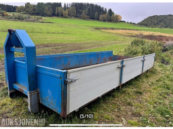 Abrollkipper  2005  Krokkasse med lemmer