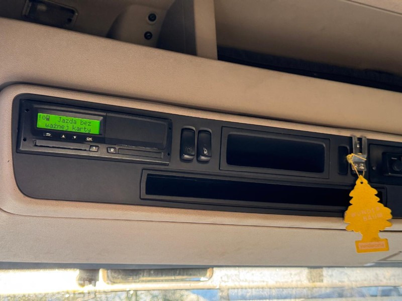 Abrollkipper 2009 Scania R480 krokbil / 4-akslet / Nylig EU-godkjent