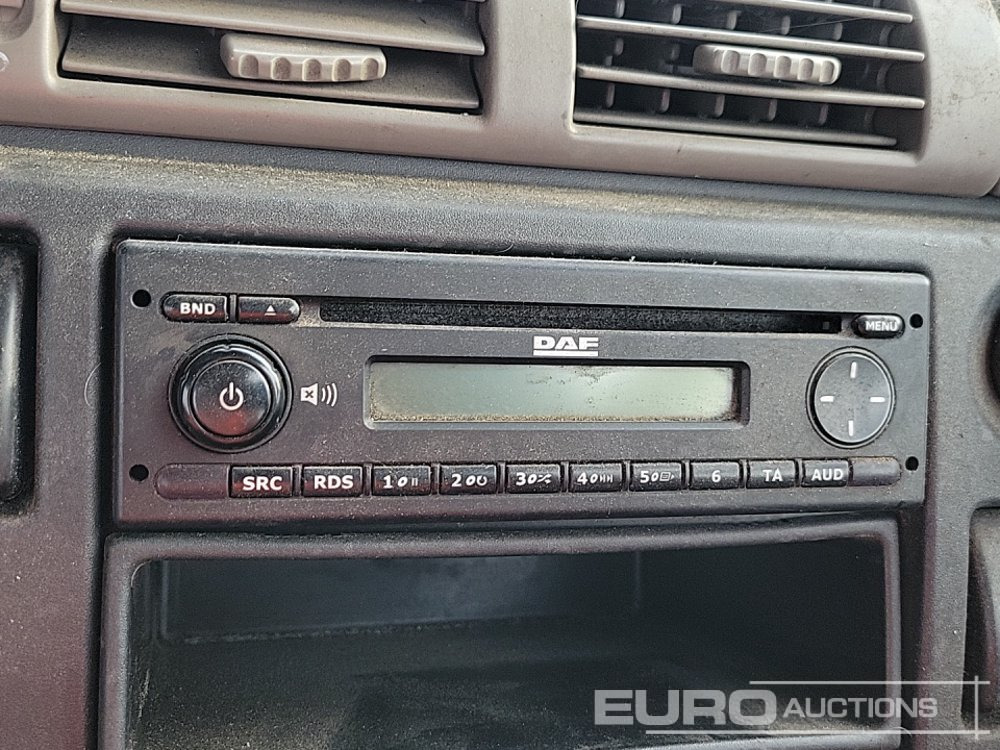 Abrollkipper 2011 DAF CF85.360