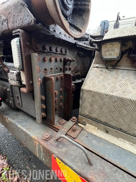 Abrollkipper 2012 Volvo FH12 krokbil med Hiab krok og brøyteplate – 521 hk – EU-godkjent til 09/2026