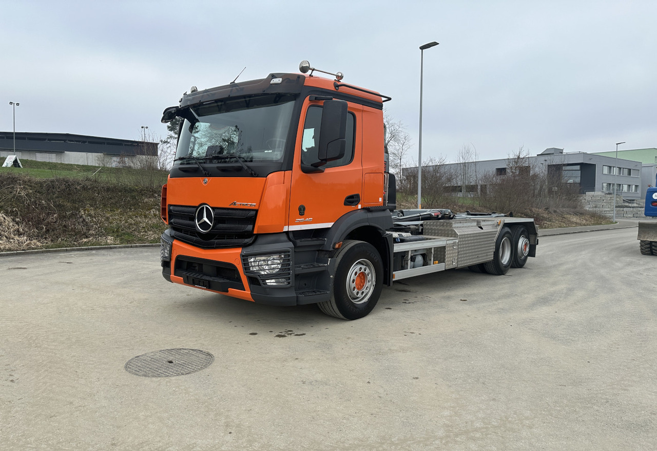 Abrollkipper 2021 MB-Actros 2546 6×2 hooks