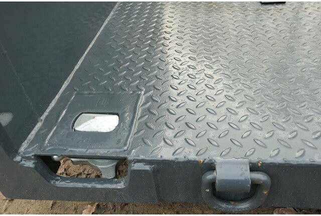 Abrollkipper ALGA Plattform, Prische, Zurrösen, Stirnwand