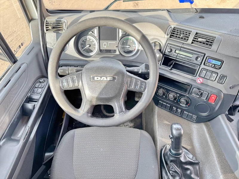 Abrollkipper DAF CF400 17 Meter Palfinger Crane + Trailer