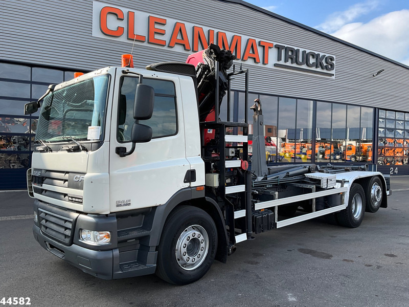 Abrollkipper DAF FAN 85 CF 360 HMF 20 Tonmeter laadkraan