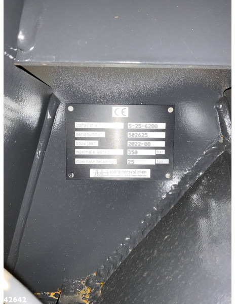 Abrollkipper DAF FAQ CF 430 HMF 28 Tonmeter laadkraan