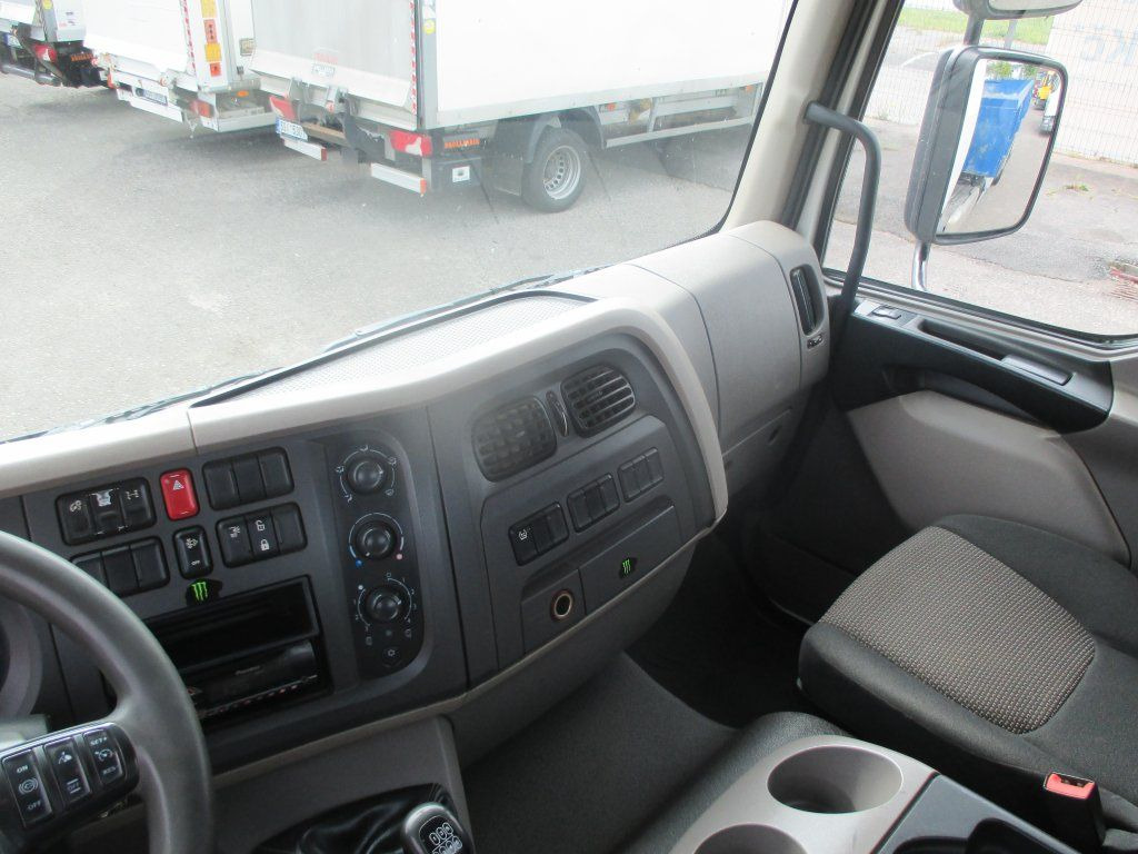 Abrollkipper DAF LF 12.250