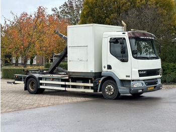 Abrollkipper DAF LF 45 180!! HAAKARM/CONTAINER!!MOBILE WORKSHOP!!