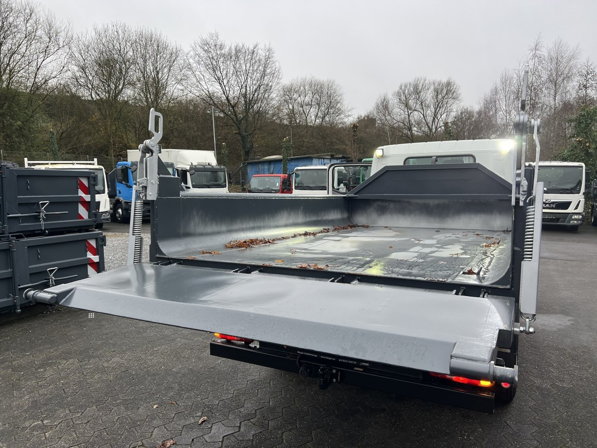 Abrollkipper FUSO Fuso Canter 7C18 City Abrollkipper AHK Hooklift