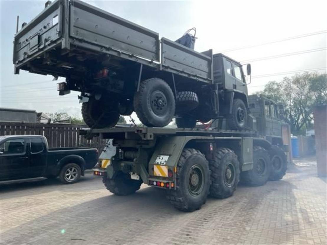 Abrollkipper Foden Foden 8x6 Truck container / Equipment carrier Ex Military
