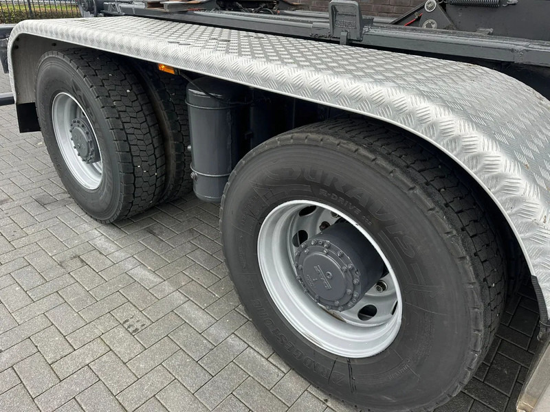 Abrollkipper Ginaf X6 4243 CS HAAKARM/HOOKILT ABROLLER