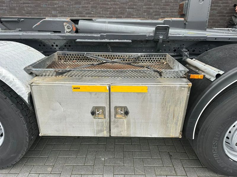 Abrollkipper Ginaf X6 4243 CS HAAKARM/HOOKILT ABROLLER