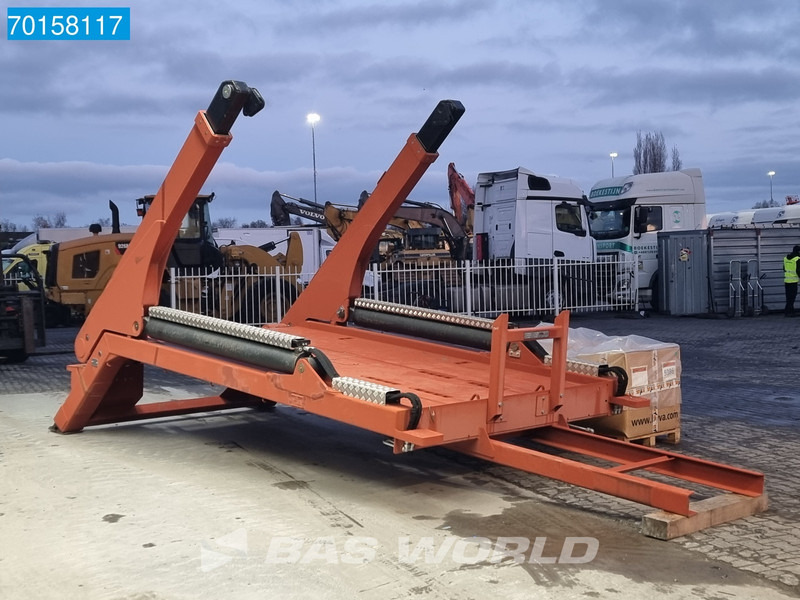 Abrollkipper HYVA 18t 6X2 18 tons HYVA NG2018TAXL with mounting kit