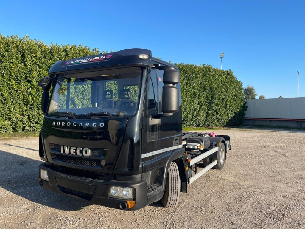 Abrollkipper IVECO EUROCARGO 75E18 CON SCARRABILE NUOVO