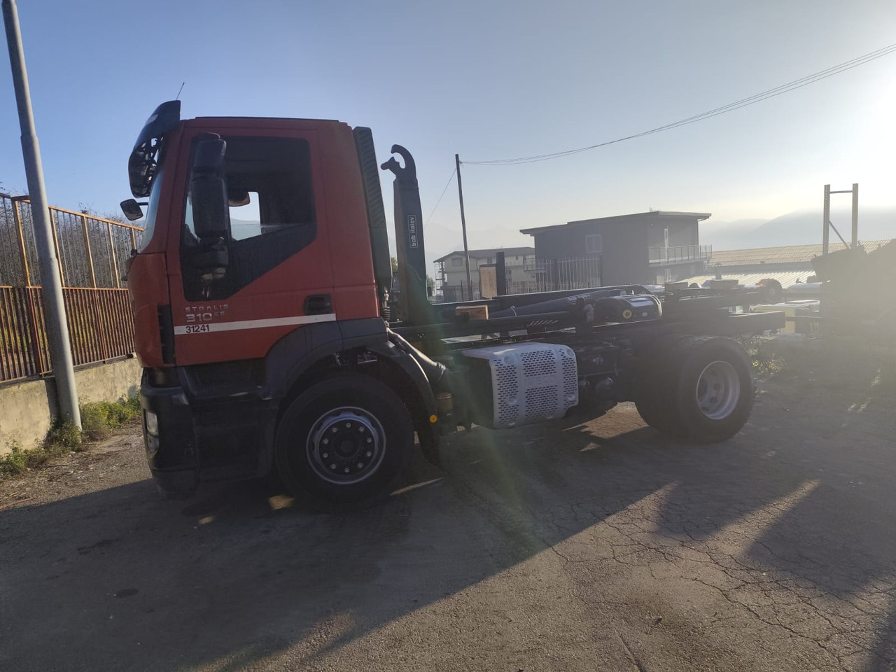 Abrollkipper IVECO STRALIS 190S31