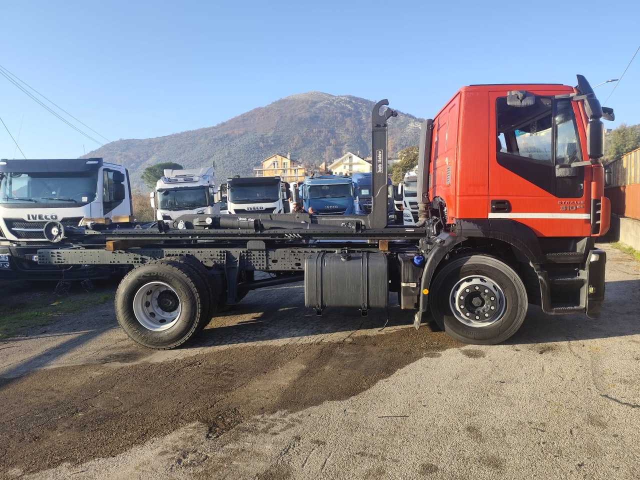 Abrollkipper IVECO STRALIS 190S31
