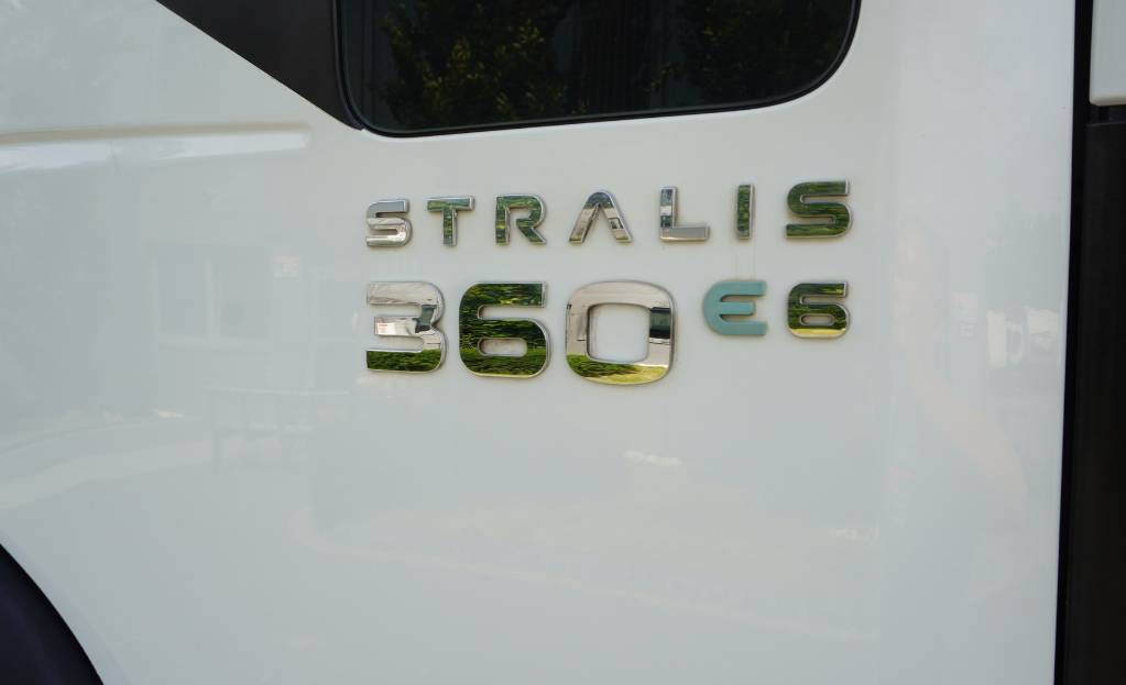 Abrollkipper Iveco Stralis 360 E6 6×2 / MARREL 20t hooklift