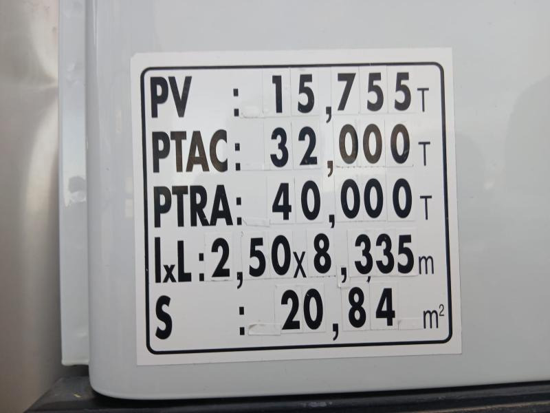 Abrollkipper Iveco Trakker