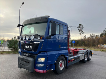 Abrollkipper  Lastväxlare MAN TGX 26.560 6X2 -2015 | Hiab | Plogutrustad