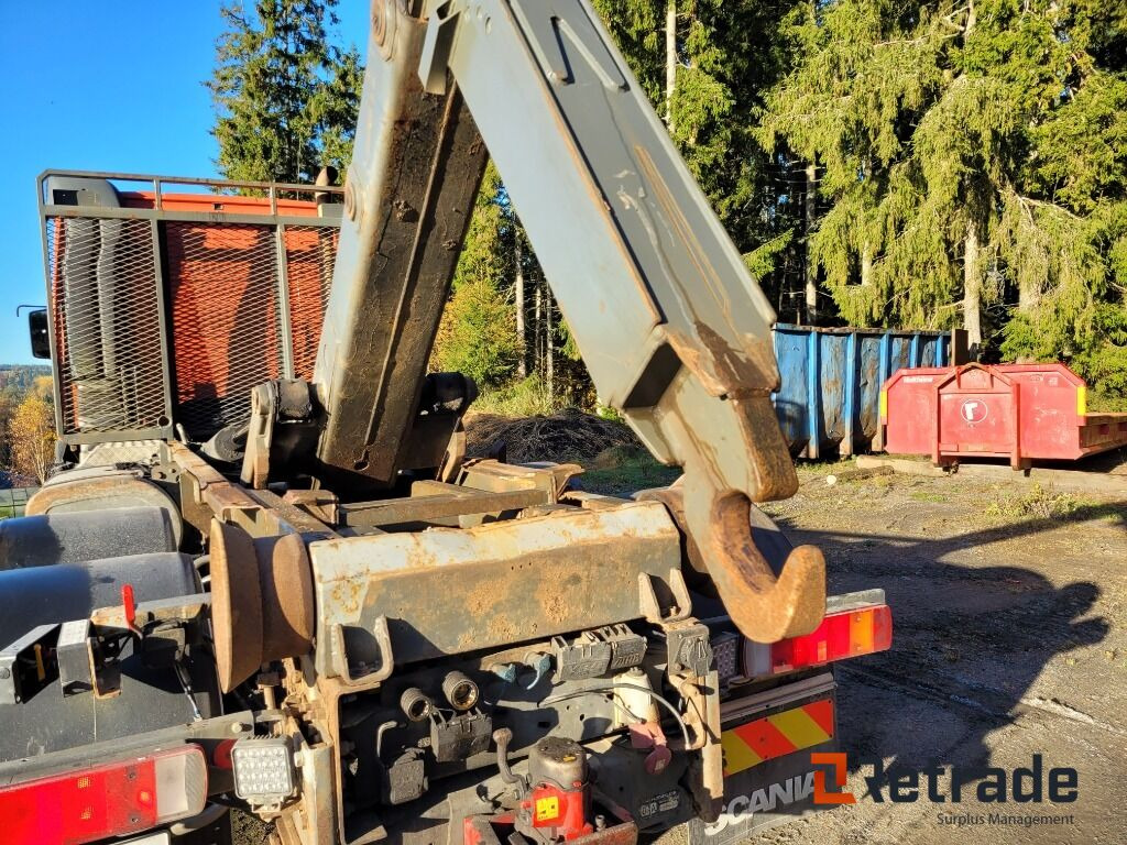 Abrollkipper Lastväxlare plogutrustad med underbett Volvo FM 12 , Full parabel