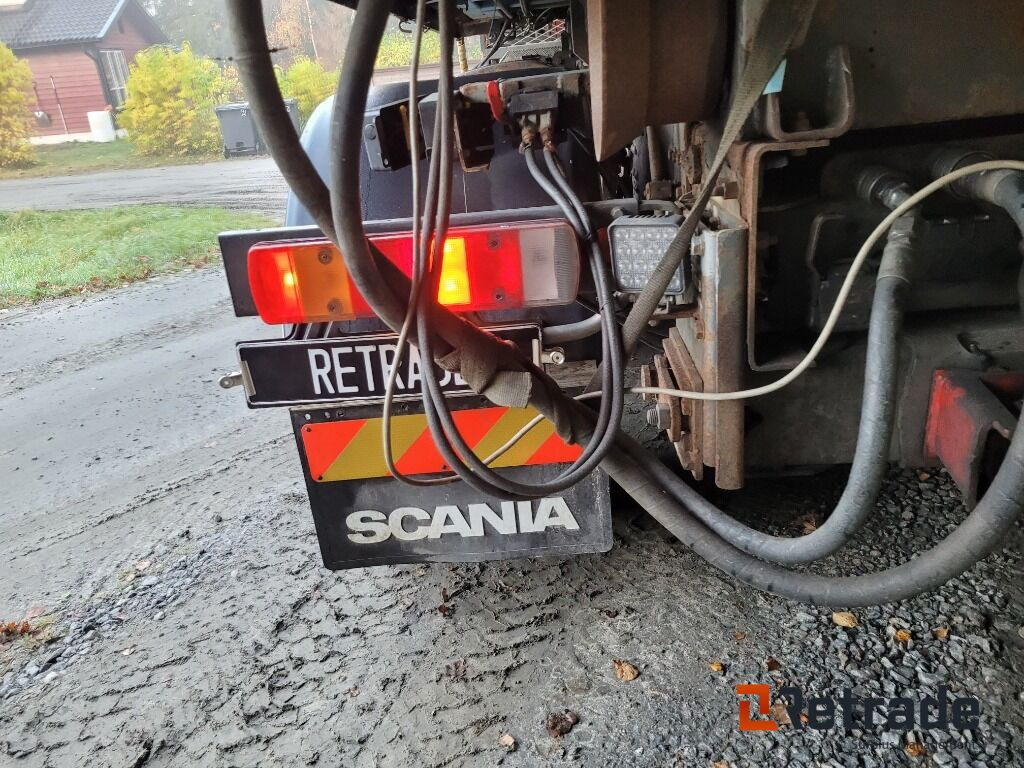 Abrollkipper Lastväxlare plogutrustad med underbett Volvo FM 12 , Full parabel