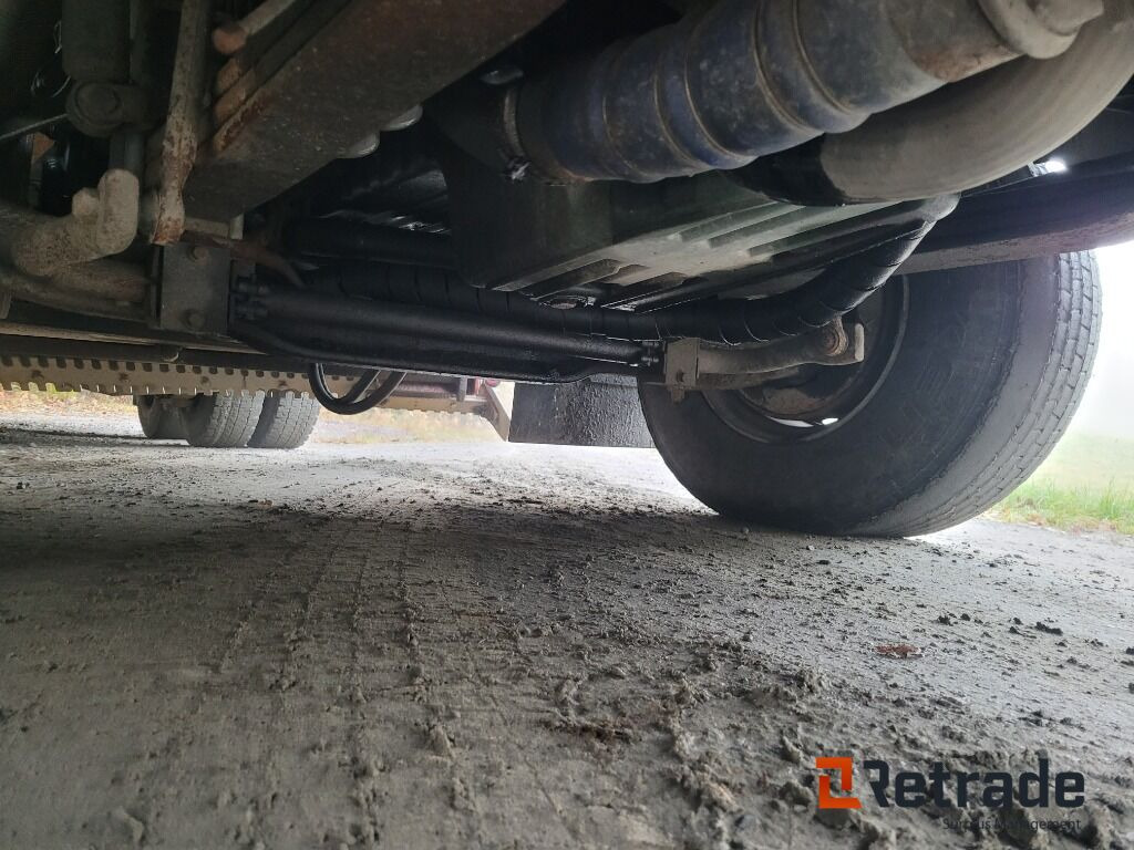 Abrollkipper Lastväxlare plogutrustad med underbett Volvo FM 12 , Full parabel