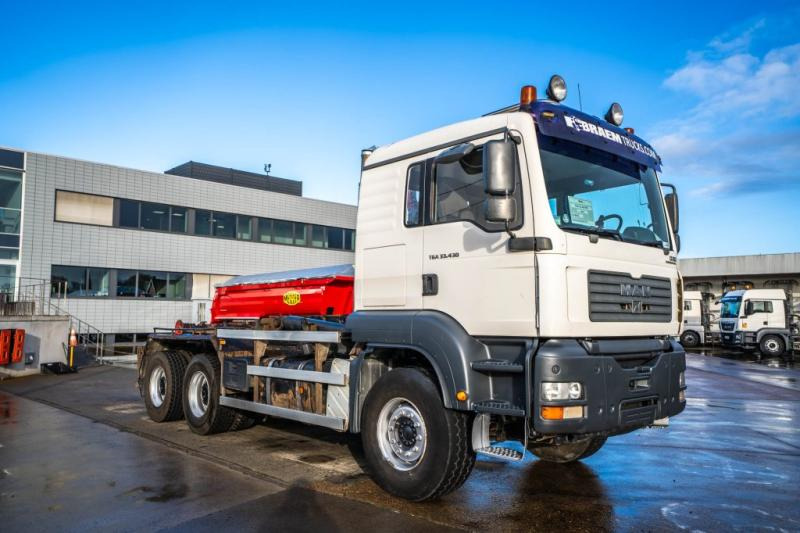 Abrollkipper MAN TGA 33.430 BB