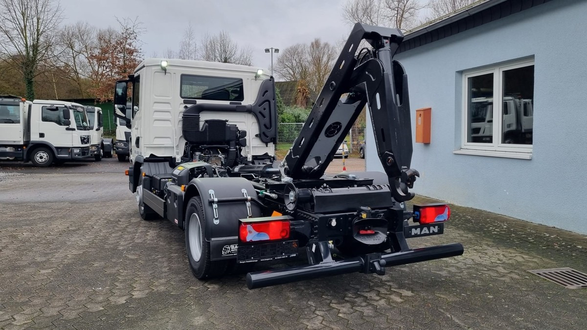 Abrollkipper MAN TGL 12.250 BL NEU City Abrollkipper PowerMatic